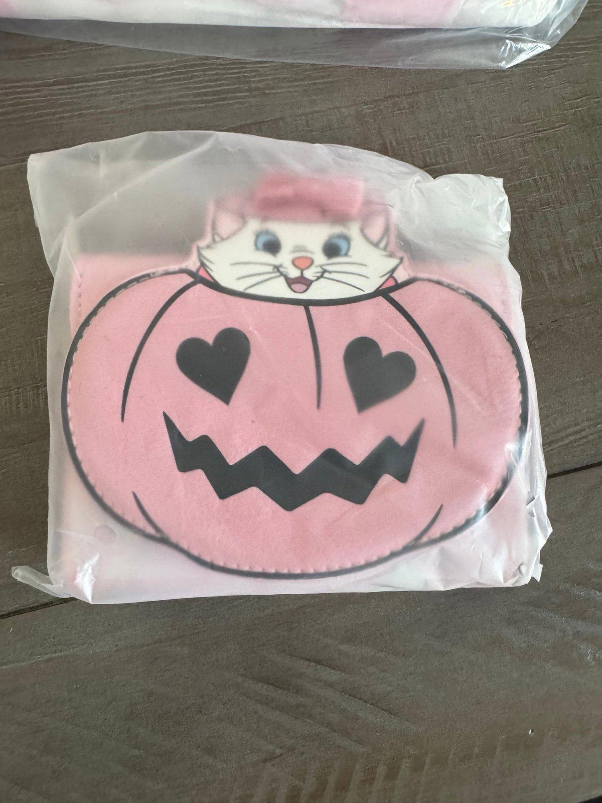 Disney The Aristocats Marie Halloween Pink Zip Wallet