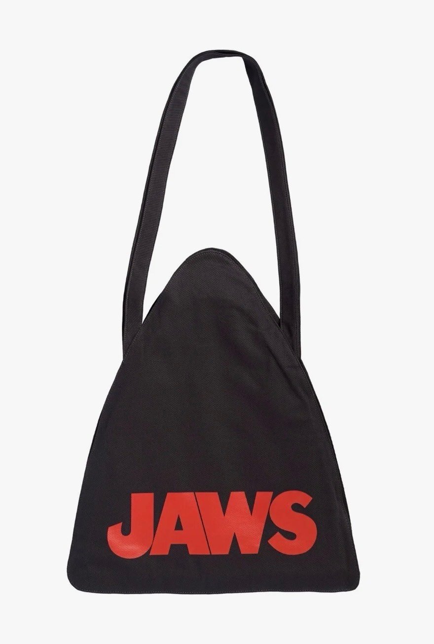 Cakeworthy JAWS OVERSIZED TOTE BAG