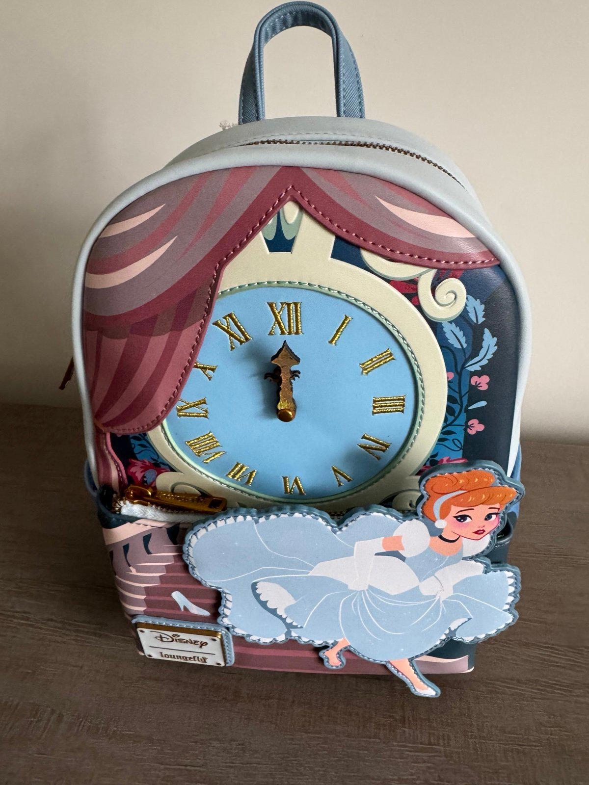 Loungefly Disney Cinderella Running Scene Mini Backpack NWT!!!